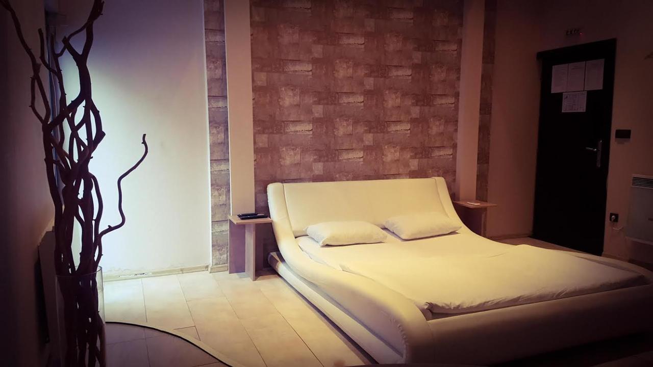 Sajmiste B&B Beo-River מראה חיצוני תמונה